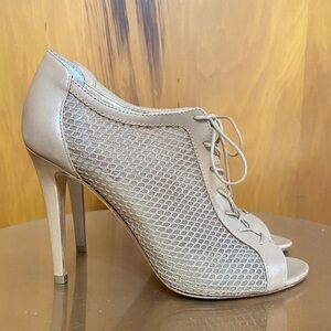 Red Saks 5th Avenue Tan Leather Mesh Lace-Up Heels Peep Toe Pumps Shoes Neutral